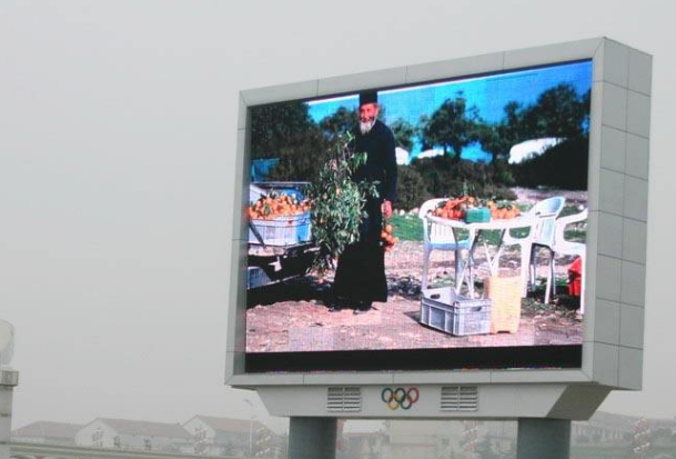 怎樣解決戶(hù)外全彩led顯示屏安裝后亮度不一致？