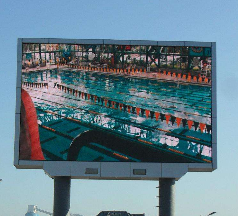 戶(hù)外全彩led顯示屏讓人“眼花繚亂”，我們應(yīng)該如何選擇？